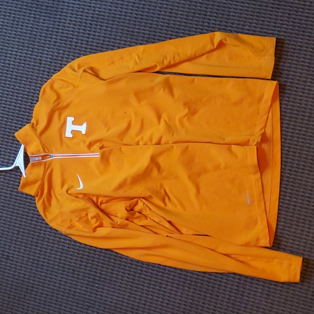Nike pullover